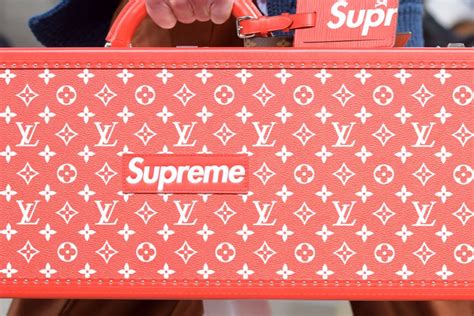 collab louis vuitton supreme.